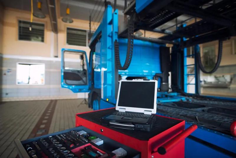 Advanced vehicle diagnostics